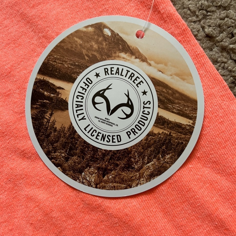 RealTree Tee - Picture 5 of 6